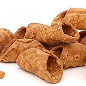 Cannoli Micron Leone artigianali sfusi su sfondo neutro, pronti per essere farciti